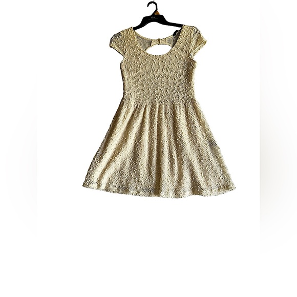 Jessica Simpson Dresses & Skirts - JESSICA SIMPSON WOMANS ANTIQUE WHITE SLIP KNEE LENGTH DRESS SZ LARGE